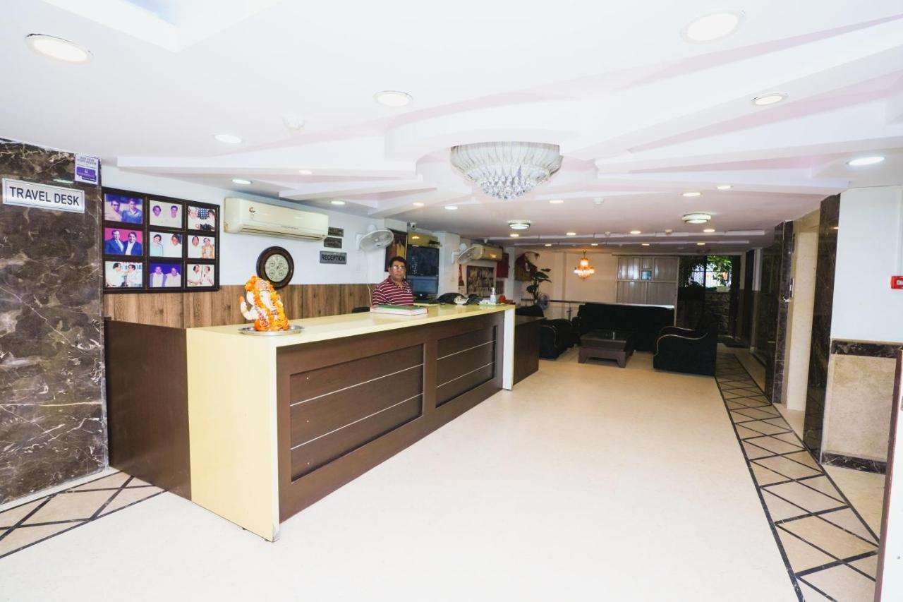 Hotel High 5 Land Delhi  Exterior photo